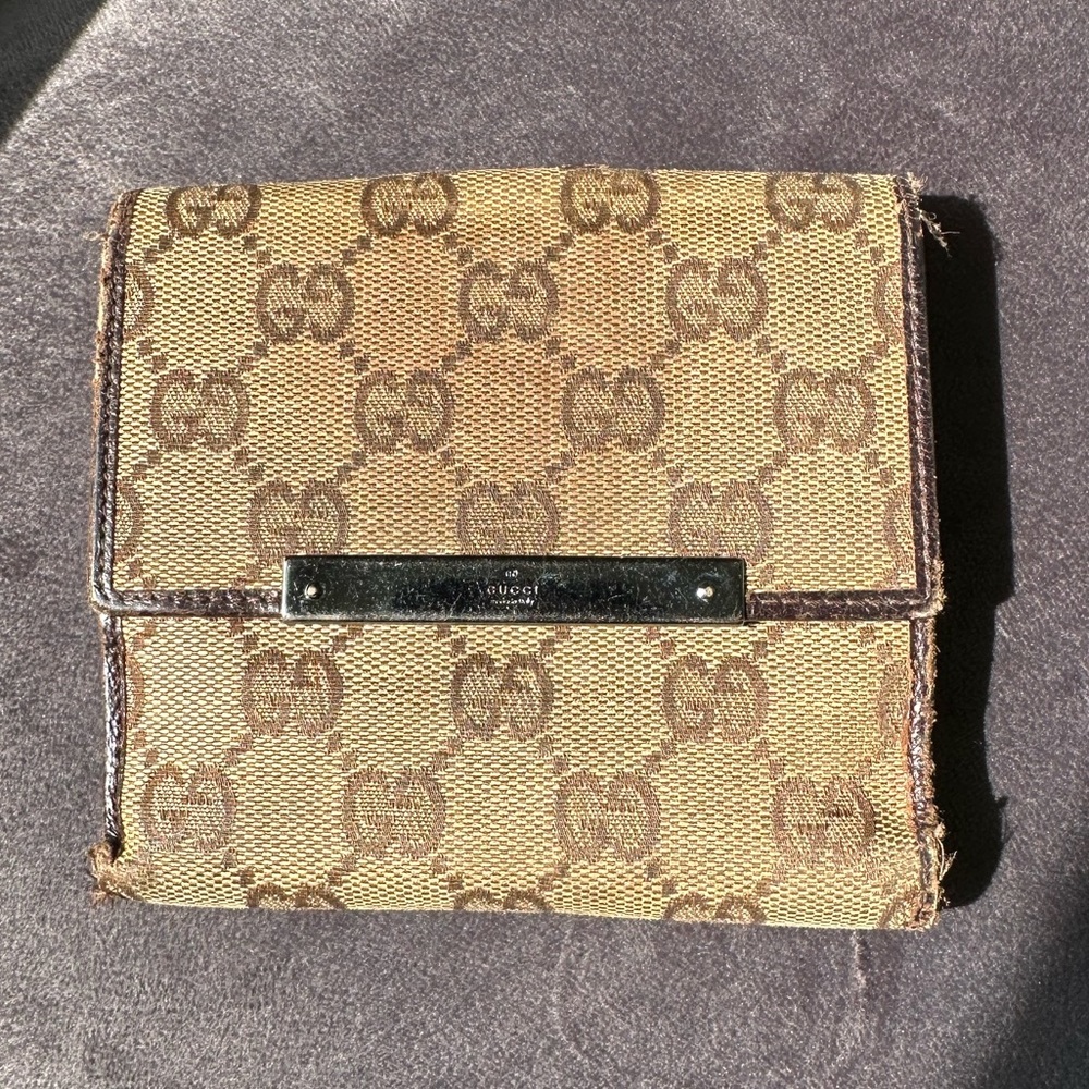 GUCCI GG Guccisima Canvas Tan & Brown Leather Compact Wallet